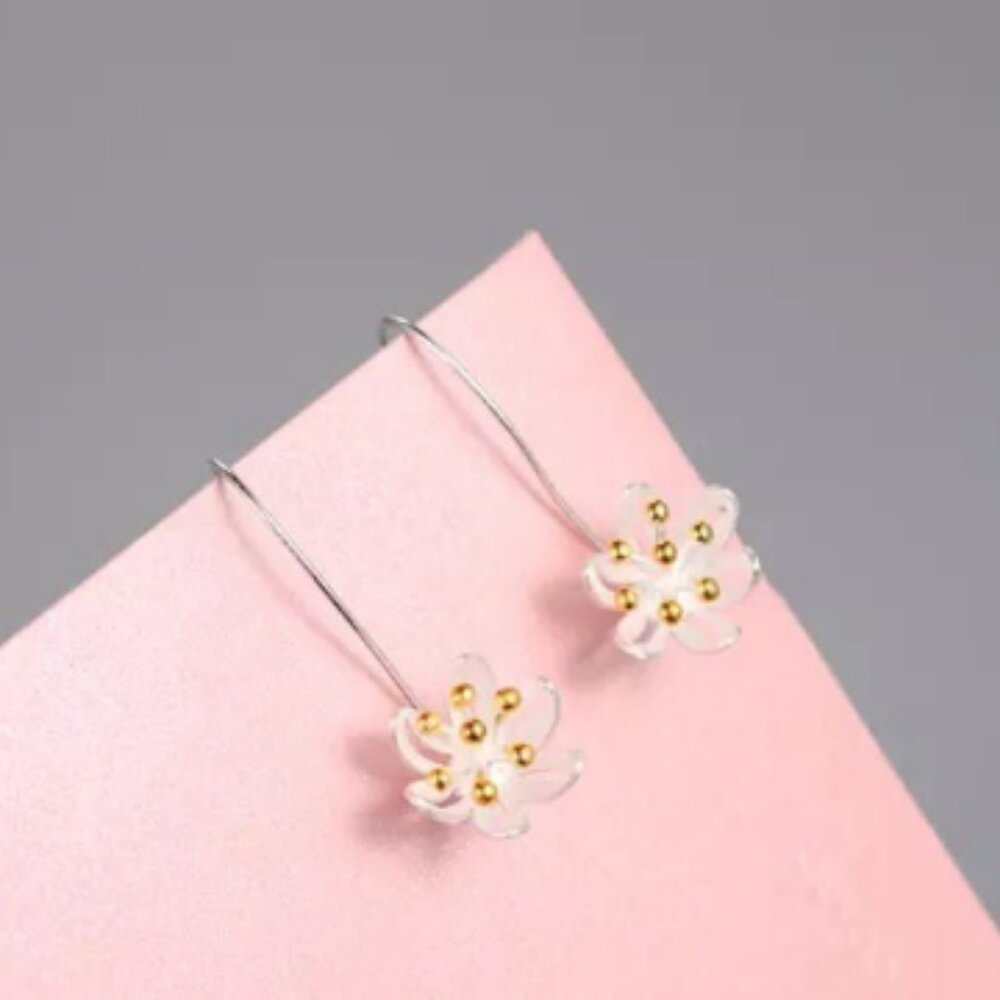 925 Sterling Silver Flower Earrings, Flower Earrings,  Lily Earrings - Picture 3 of 4